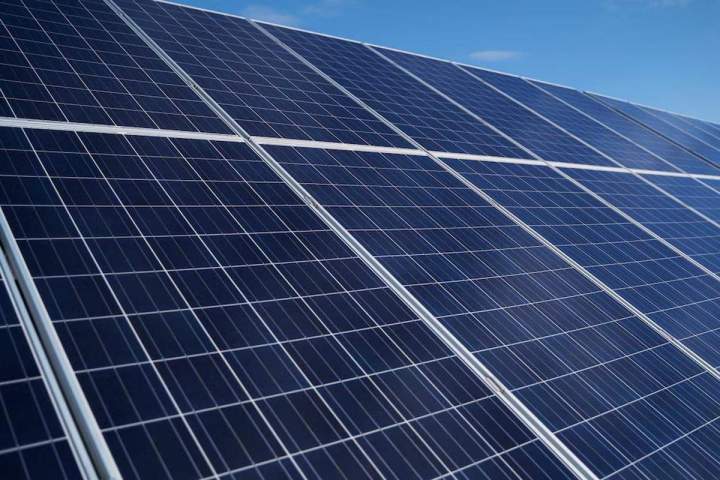 Installation panneaux solaires Paris